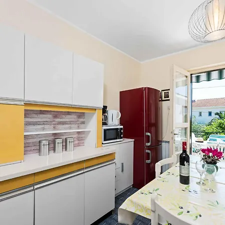 In - Istrien 50462 Apartment Porec