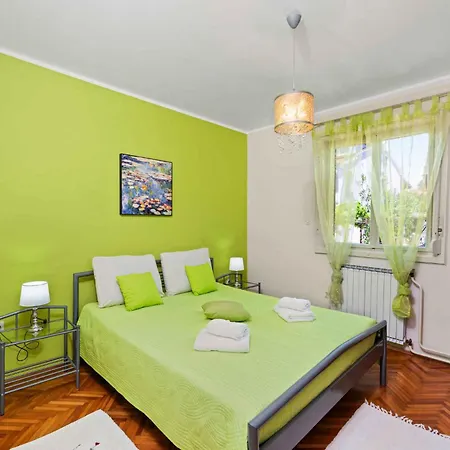 In - Istrien 50462 Apartment