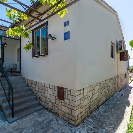 In - Istrien 50462 Apartment